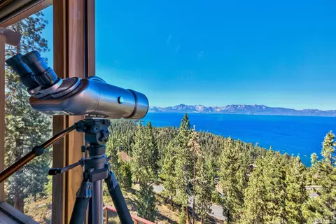 319 Pheasant Ln, Glenbrook, NV 89413