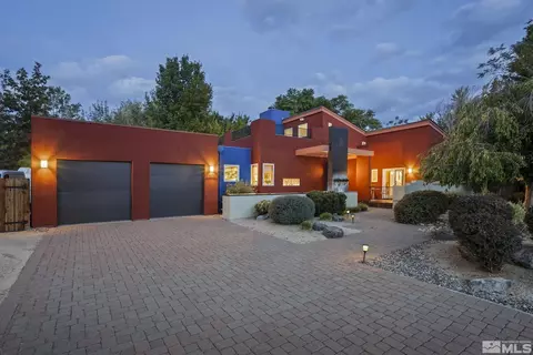 6850 Prestwick Cir, Reno, NV 89502