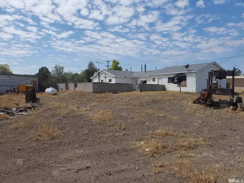 1403 A St, Mina, NV 89422 photo 4