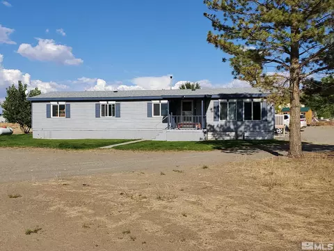 6175 Solar Dr, Winnemucca, NV 89445