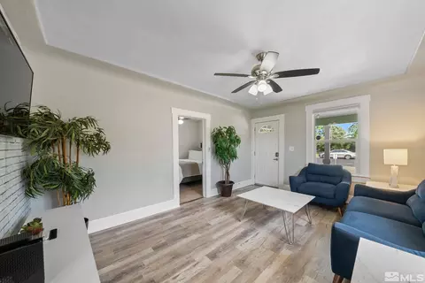 484 E 8th St, Reno, NV 89512 photo 5