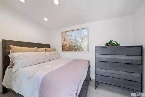 484 E 8th St, Reno, NV 89512 photo 32