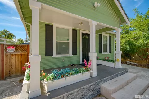 484 E 8th St, Reno, NV 89512 photo 2
