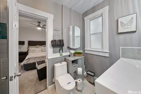 484 E 8th St, Reno, NV 89512 photo 16