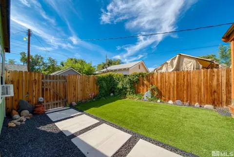 484 E 8th St, Reno, NV 89512 photo 31