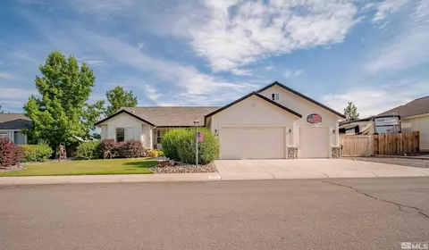 1270 Sierra Vista Dr, Gardnerville, NV 89460