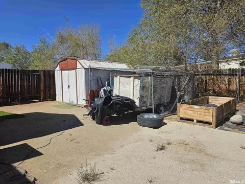 373 E 8th Ave, Sun Valley, NV 89433 photo 14