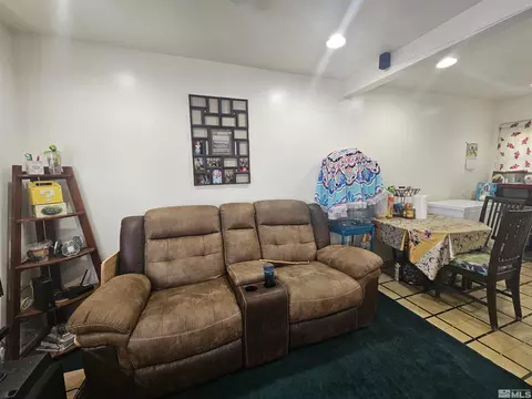 373 E 8th Ave, Sun Valley, NV 89433 photo 11