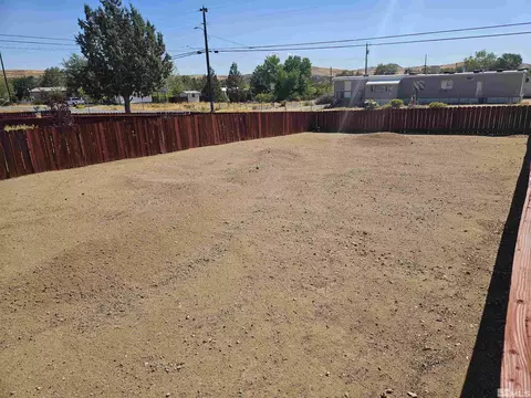 373 E 8th Ave, Sun Valley, NV 89433 photo 28
