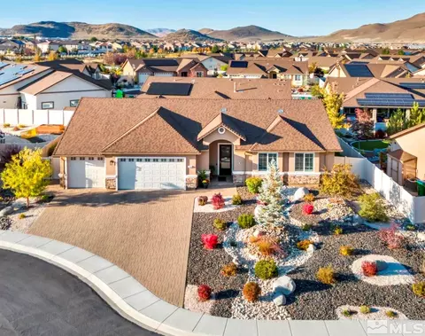 2165 Berkich Ct, Reno, NV 89521