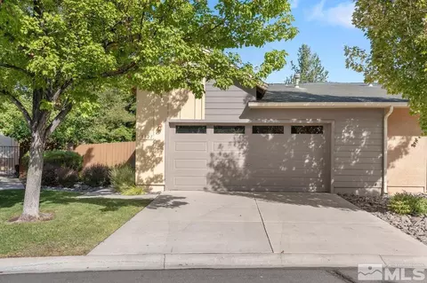 5627 Crescent Hill Way, Sparks, NV 89436
