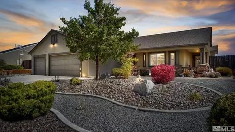 110 Fern Way, Dayton, NV 89403