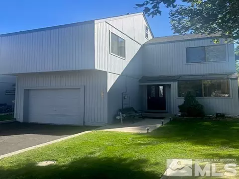 2517 Garfield Ct, Sparks, NV 89431