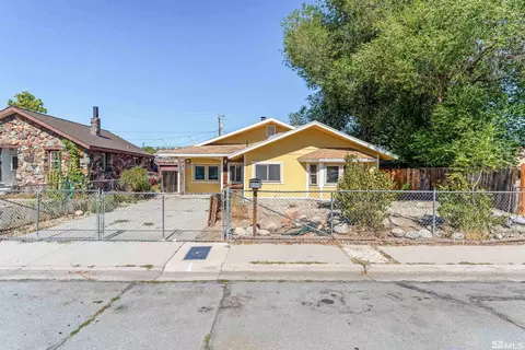 1924 H St, Sparks, NV 89431