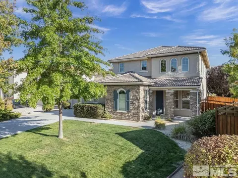 4313 Black Hills Dr, Sparks, NV 89436