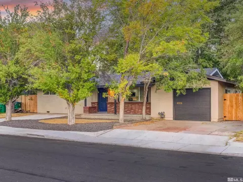 1507 Mountain St, Carson City, NV 89703