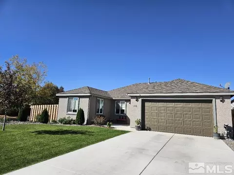110 Sunrise Ct, Yerington, NV 89447