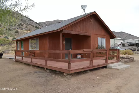 22 Long Vw, Smith Valley, NV 89444