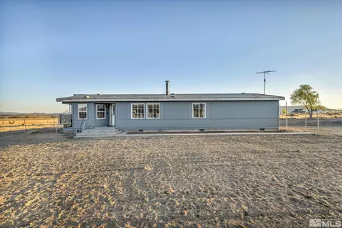 6790 Kiowa, Stagecoach, NV 89429