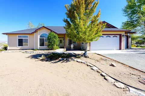 70 Hawk Vw, Wellington, NV 89444