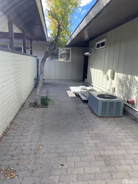 3451 E Hidden Valley Dr, Reno, NV 89502 photo 29