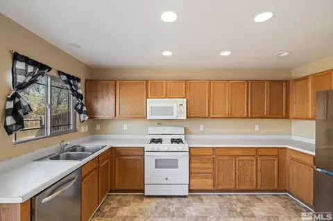 7683 Corso St, Reno, NV 89506 photo 14