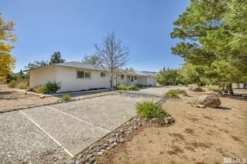 1079 E Appion Way, Carson City, NV 89701 photo 2
