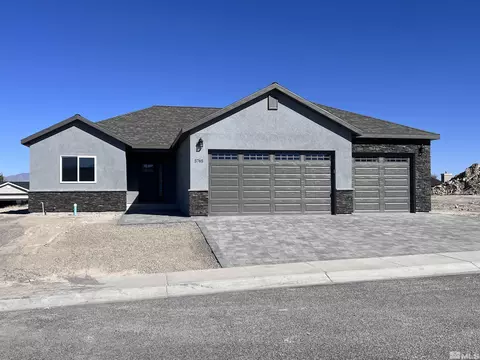 5765 Offenhauser Dr, Winnemucca, NV 89445