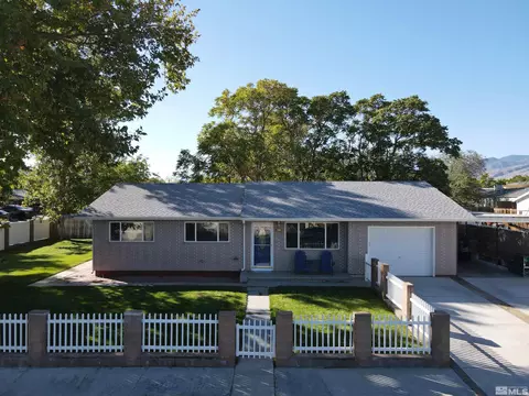 124 Mount Grant Ave, Hawthorne, NV 89415