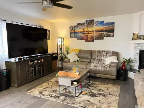 7489 Deveron Dr, Reno, NV 89506 photo 8