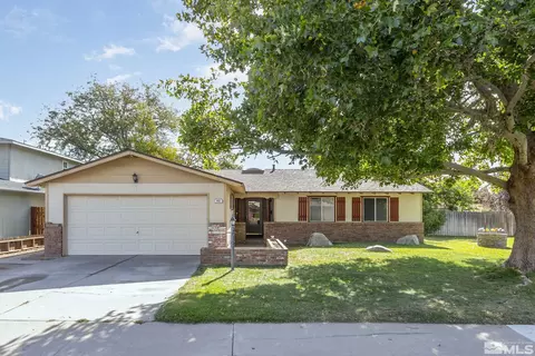 451 Steffanie Way, Sparks, NV 89431