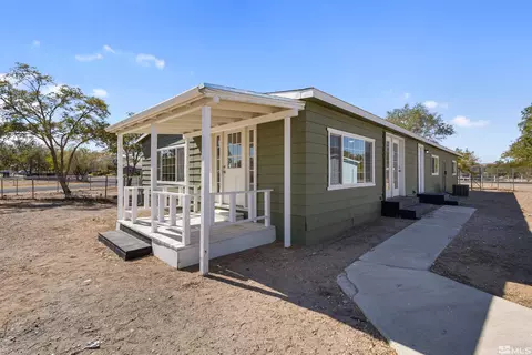 3710 Atkins St, Silver Springs, NV 89429