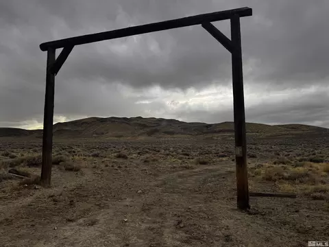 17107 Power Line Rd, Fallon, NV 89406