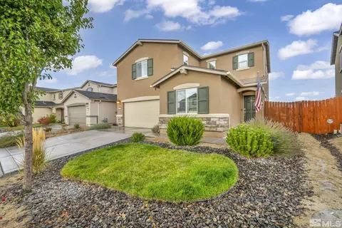 8840 Mahon Dr, Reno, NV 89506
