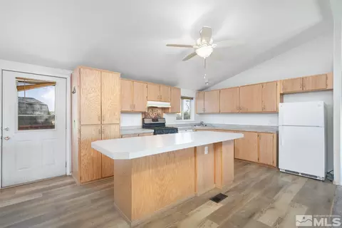 1790 Roberson, Fallon, NV 89406 photo 9