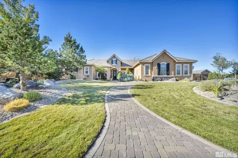 15380 Redmond Loop, Reno, NV 89511