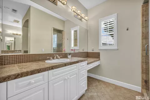 15380 Redmond Loop, Reno, NV 89511 photo 17