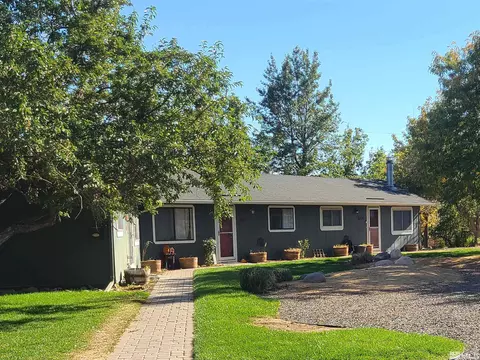 1200 Skinner Dr, Washoe Valley, NV 89704
