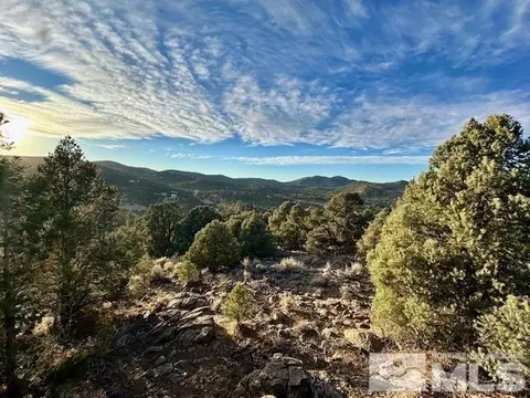 2051 Lousetown Rd, Reno, NV 89521