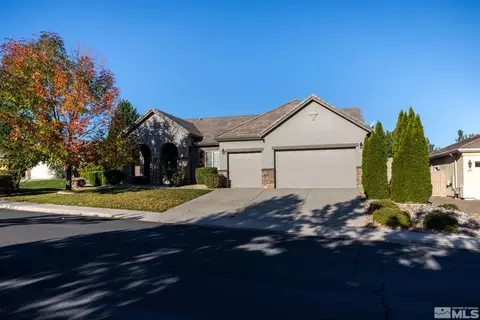 10825 Sand Hollow Ct, Reno, NV 89521