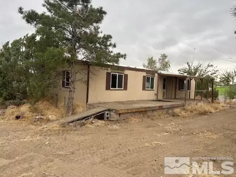 3913 Ardmore St, Silver Springs, NV 89429