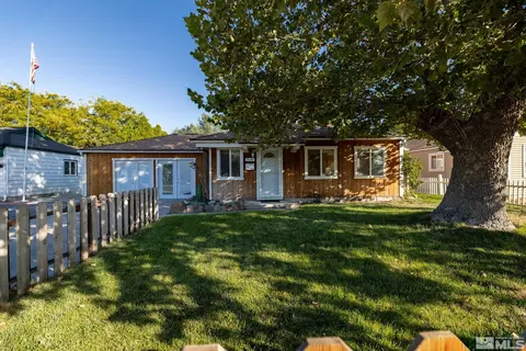10 E Prater Way, Sparks, NV 89431