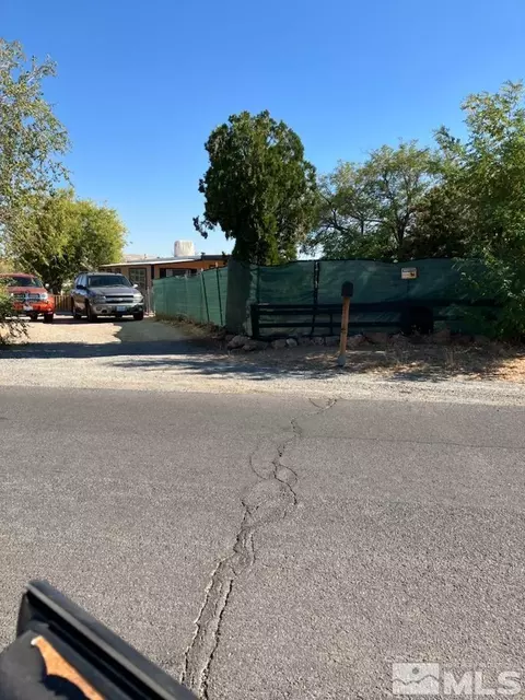 5940 Leon Dr, Sun Valley, NV 89433