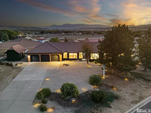 160 Stags Leap Dr, Sparks, NV 89441