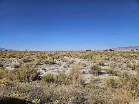 2045 Millard Fillmore Ave, Battle Mountain, NV 89820