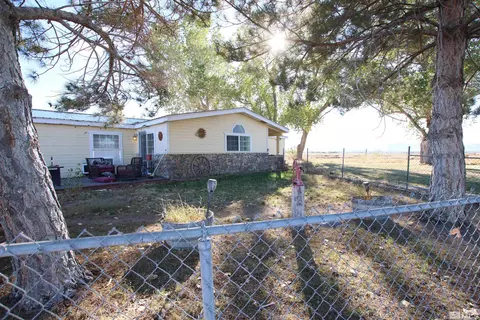 625 E Hwy 95a, Yerington, NV 89447