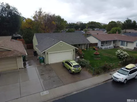 705 Lyyski St, Sparks, NV 89431