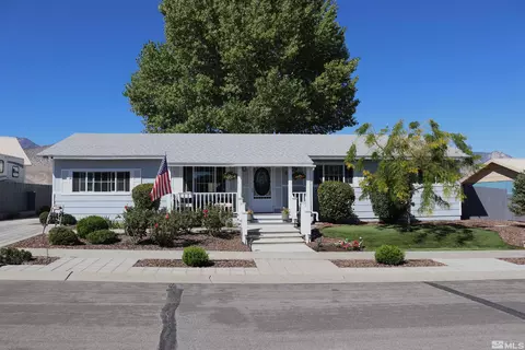 255 Ash St, Hawthorne, NV 89415