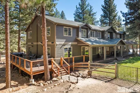17215 Big Pine Dr, Reno, NV 89511