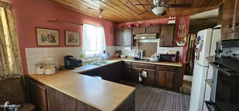 Kitchen - 316 Toiyabe Rd, Kingston, NV 89310 photo 1 of 2